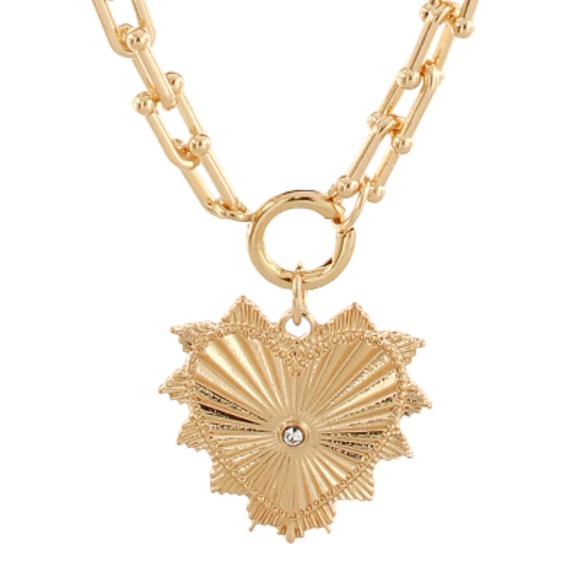 Linked Oval Heart Pendant Necklace - Picture 2 of 2